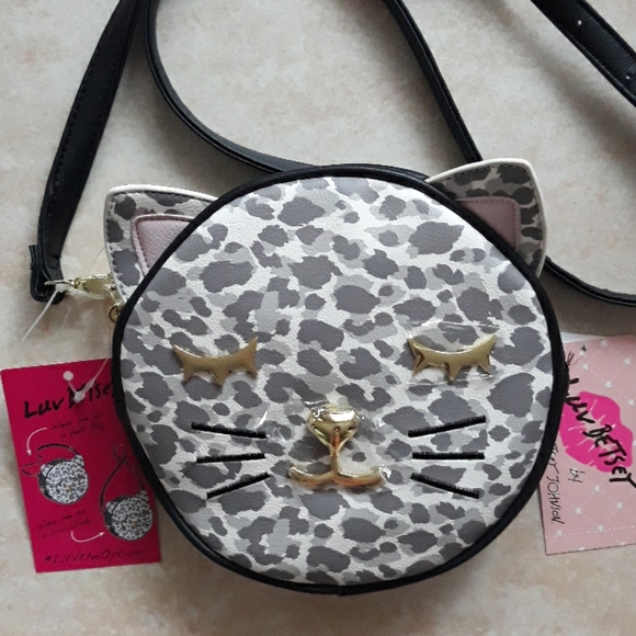 Betsey Johnson Handbags - Betsey Johnson convertible bag